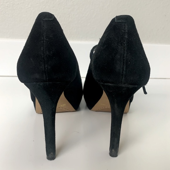 Vince Camuto Stunning Stilettos - Picture 4 of 5